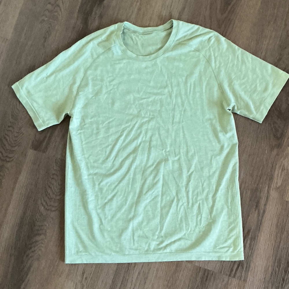 lululemon athletica Mint Green Short Sleeve Tee